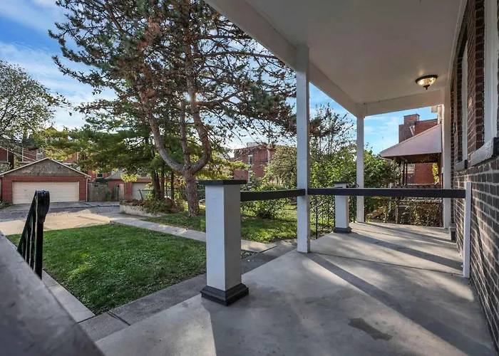 Apartamento Charming Historic Getaway In The Heart Of *